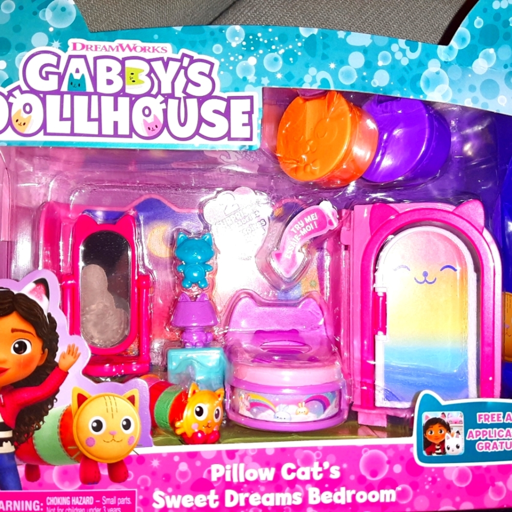 Gabbys Dollhouse Pillow Cat Sweet Dreams Bedroom.